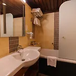 Kaya 4* Учисар