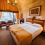 Otel Kaya