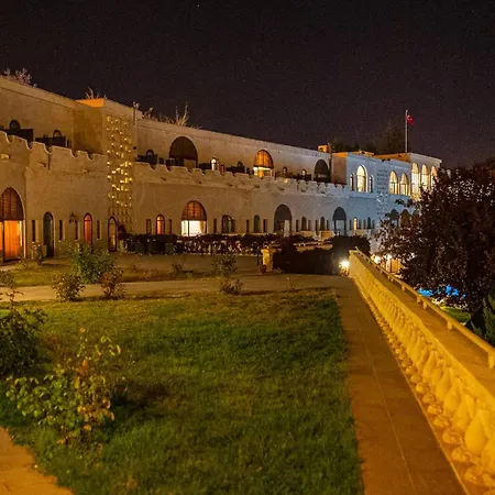 Otel Kaya 4*